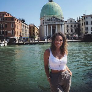 Meet your Posher, Melissa